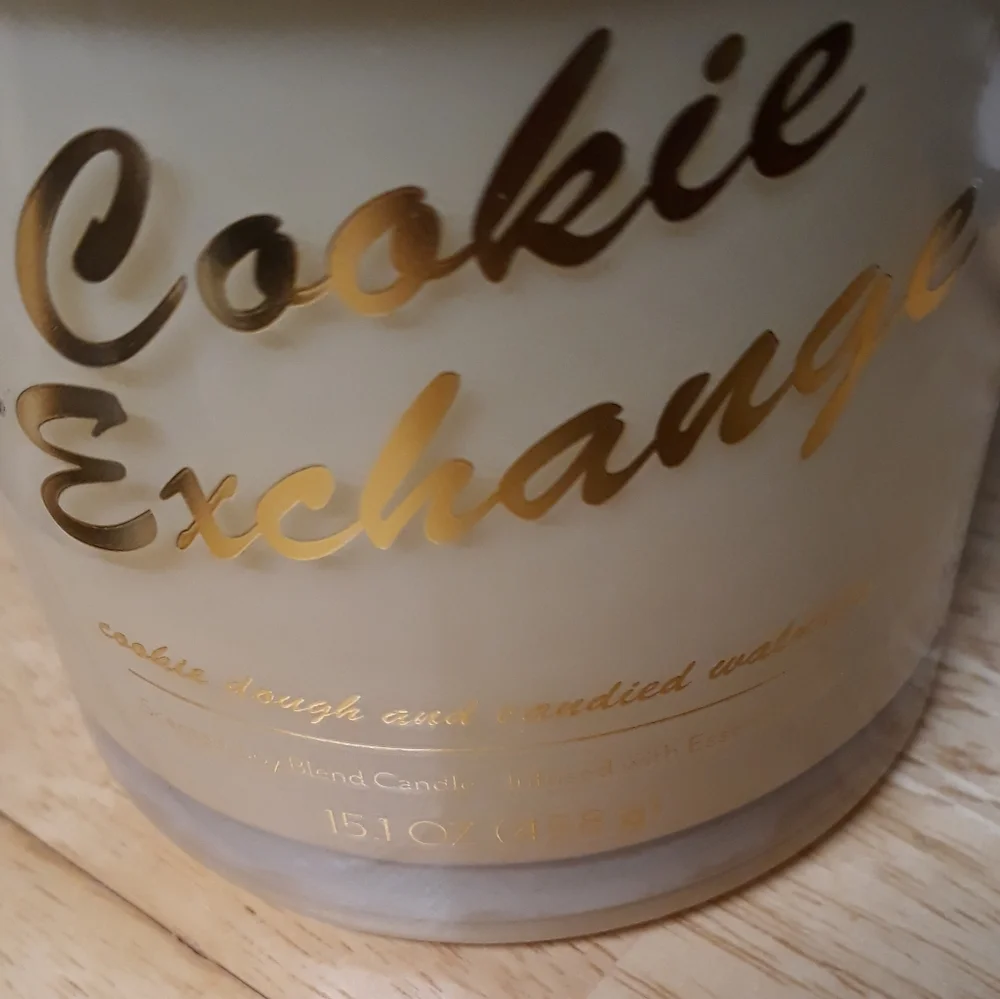 Candle 2 Wick Cookie Dough and Candied Walnuts Soy Natural Home Goods
